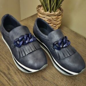 Stylish Women's Blue Slip-On Shoes